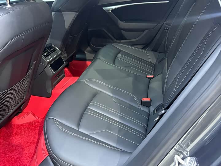 Audi A7 2024 2024款 45 TFSI 臻选型