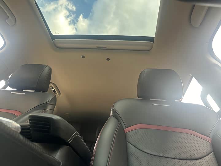 Maxus D90 Pro 2021 2021款 2.0T 柴油四驱阿拉善版 5座