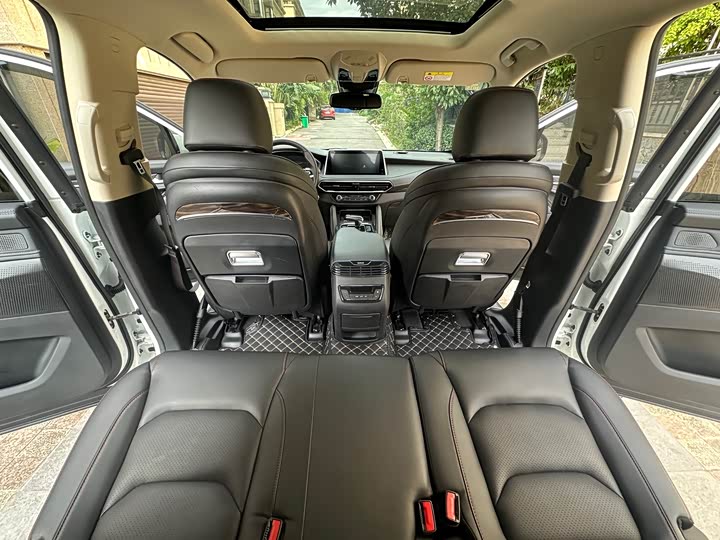 Maxus D90 Pro 2021 2021款 2.0T 柴油四驱阿拉善版 5座