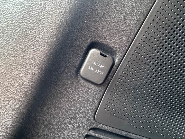 Maxus D90 Pro 2021 2021款 2.0T 柴油四驱阿拉善版 5座