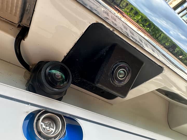 Maxus D90 Pro 2021 2021款 2.0T 柴油四驱阿拉善版 5座