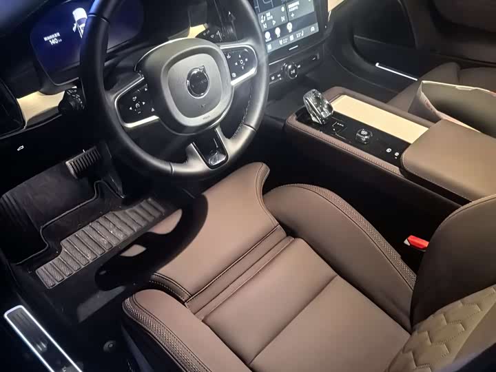 Volvo S90 2026 2026款 B5 智远豪华版