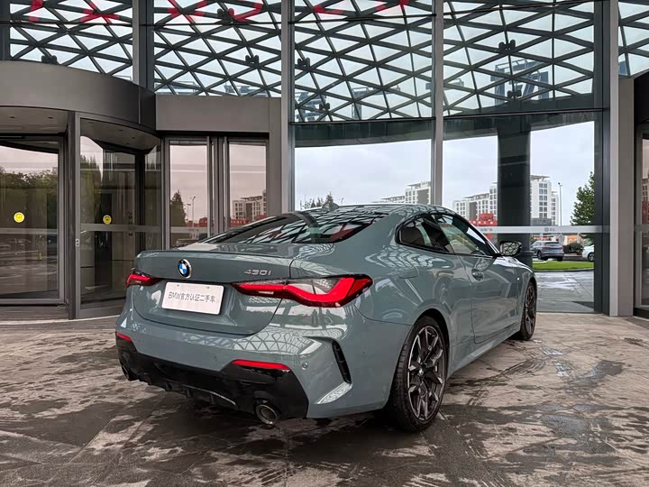 BMW 4 Series 2024 2024款 430i M运动曜夜套装