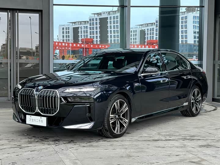 BMW 7 Series 2023 2023款 改款 740Li 尊享型 M运动套装