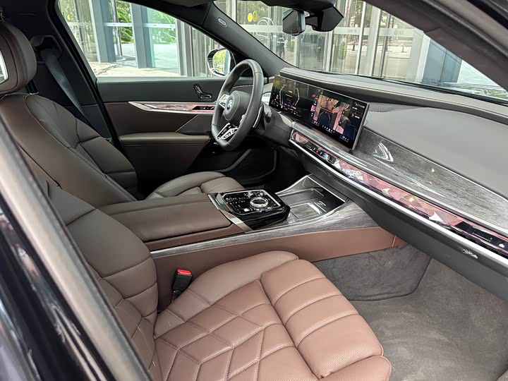 BMW 7 Series 2023 2023款 改款 740Li 尊享型 M运动套装