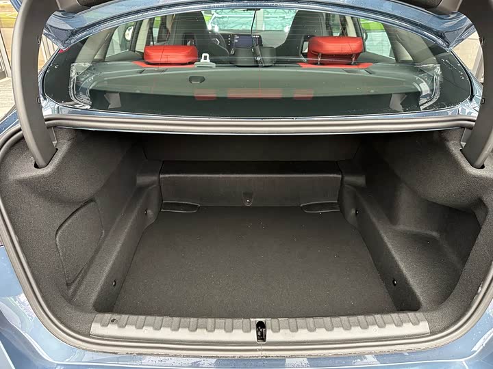 BMW 2 Series 2025 2025款 225L M运动曜夜套装