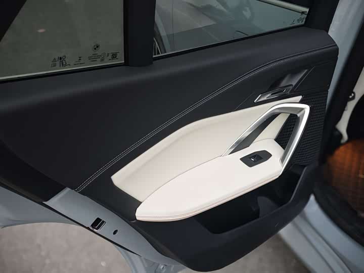 BMW X2 2024 2024款 sDrive25i M运动套装