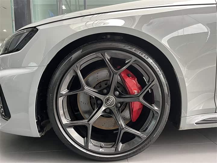 Audi RS 4 2024 2024款 RS4 Avant 燃擎版