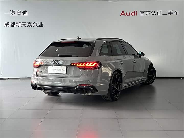 Audi RS 4 2024 2024款 RS4 Avant 燃擎版