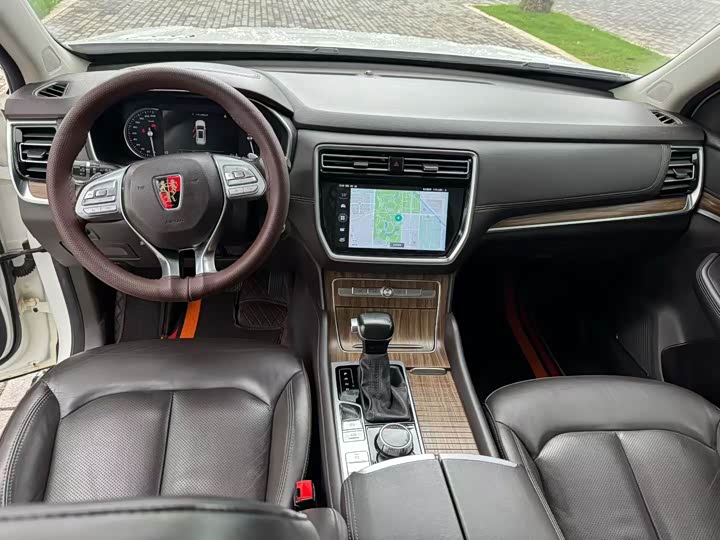 Roewe RX8 2019 2019款 30T 智联网四驱超群旗舰版