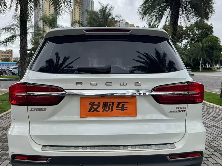 Roewe RX8 2019 2019款 30T 智联网四驱超群旗舰版