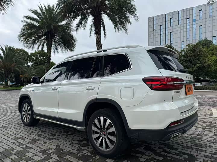 Roewe RX8 2019 2019款 30T 智联网四驱超群旗舰版
