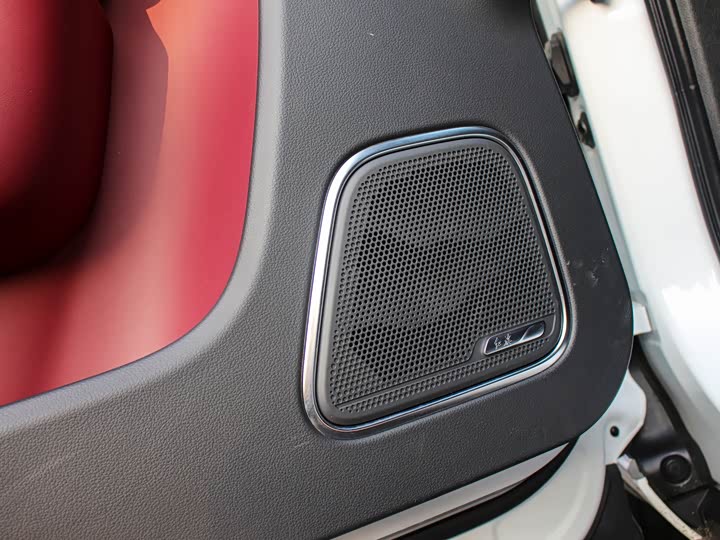 Hongqi E-HS9 2022 2022款 660km 旗畅版 六座