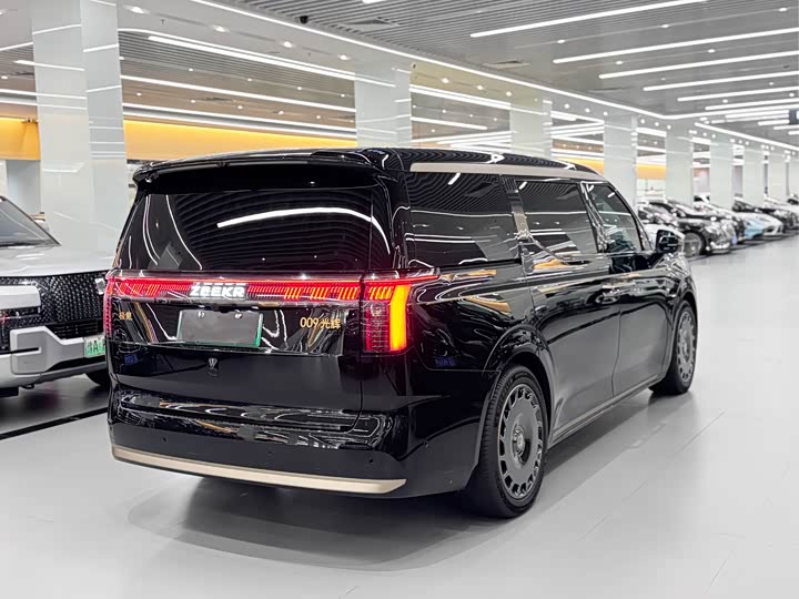 Zeekr 009 2024 2024款 光辉典藏版