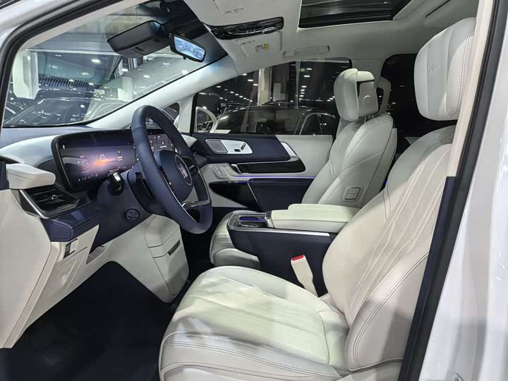 2025 Buick GL8 Century