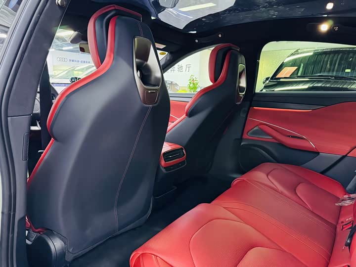 Xiaomi SU7 2024 2024款 四驱超长续航高阶智驾Max版