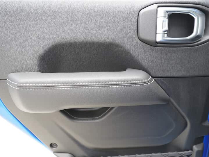 Jeep Gladiator 2022 2022款 3.6L 先行版