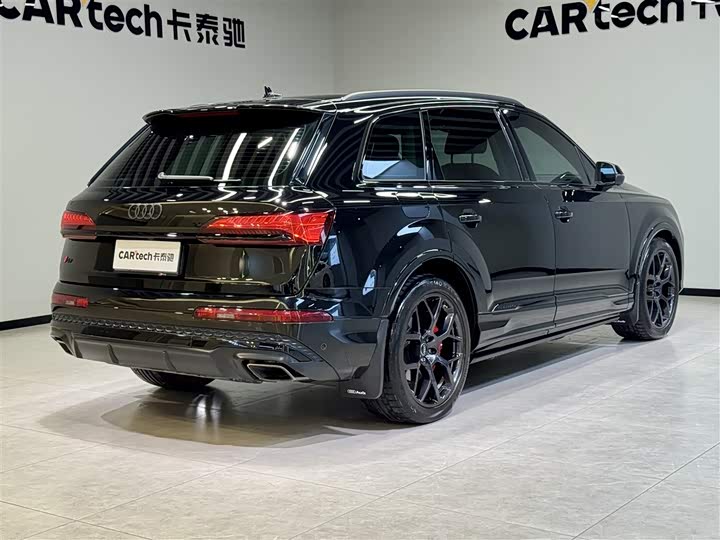 Audi Q7 2024 2024款 45 TFSI quattro S line黑武士型