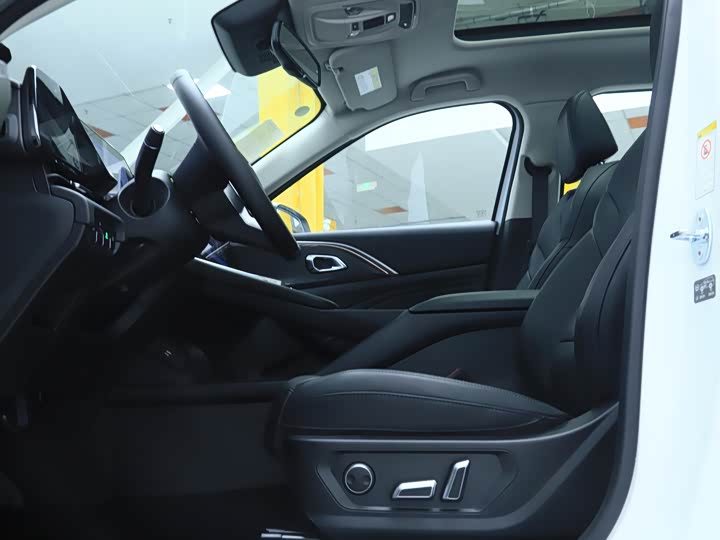 Haval Ruge Max 2023 2023款 1.5L Hi4 105 四驱智能旗舰版