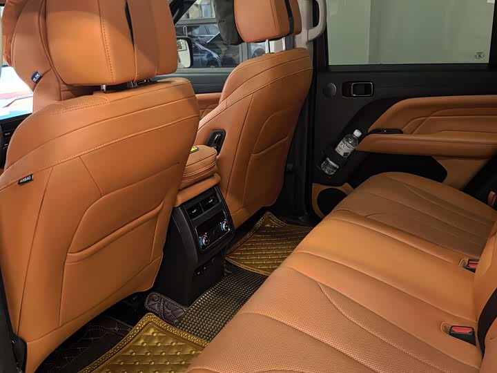 Haval H9 2024 2024款 2.0T 汽油四驱极境版