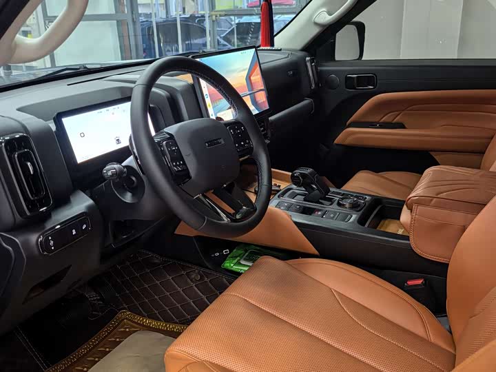 Haval H9 2024 2024款 2.0T 汽油四驱极境版