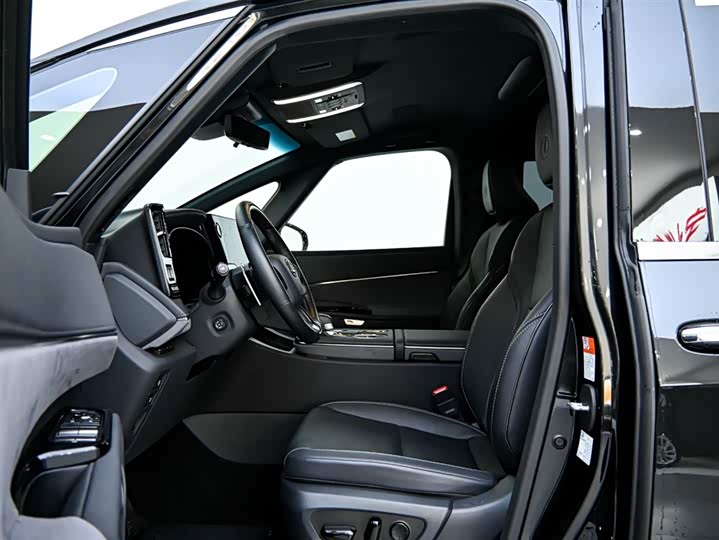 Lexus LM 2023 2023款 500h 六座尊崇版