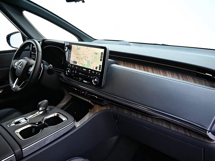 Lexus LM 2023 2023款 500h 六座尊崇版