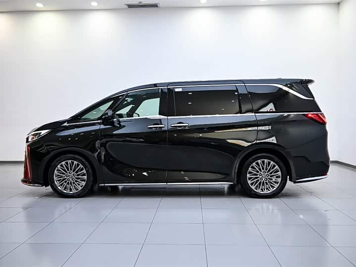 Lexus LM 2023 2023款 500h 六座尊崇版