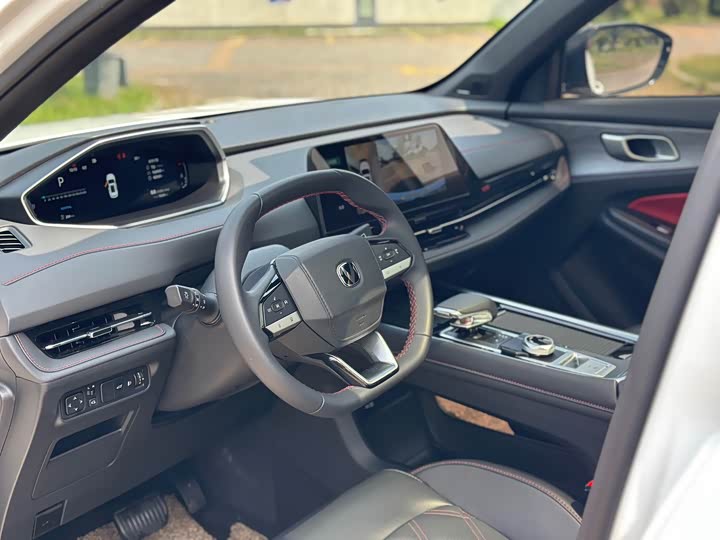 Changan CS55 Plus 2024 2024款 第三代 1.5T DCT尊贵型