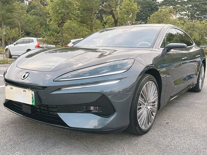 Denza Z9 2024 2024款 1100km 四驱Ultra版