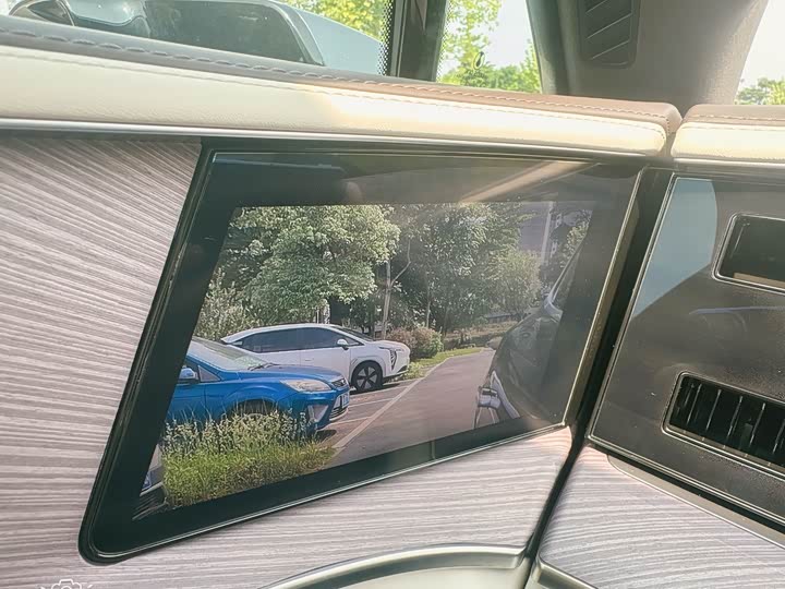 Denza Z9 2024 2024款 1100km 四驱Ultra版