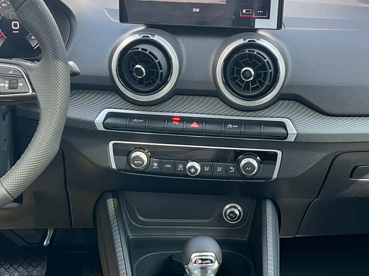 Audi Q2L 2025 2025款 35TFSI 时尚动感型