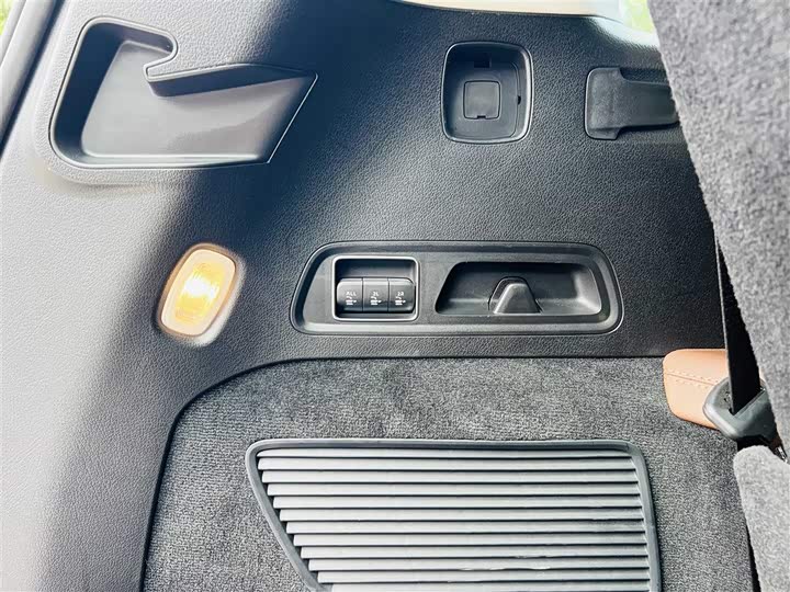 Mercedes-Benz GLS-Class 2024 2024款 GLS 450 4MATIC 豪华型