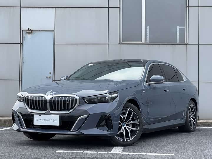 BMW i5 2024 2024款 eDrive 35L 尊享型 M运动套装