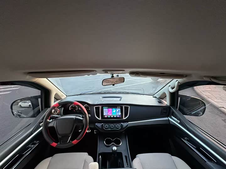 Dongfeng Forthing Lingzhi M5 2024 2024款 M5 1.6L 基本型7座CNG