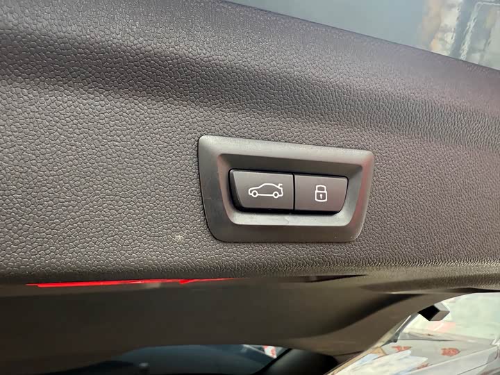 Mini Countryman 2023 2023款 1.5T COOPER ALL4 鉴赏家