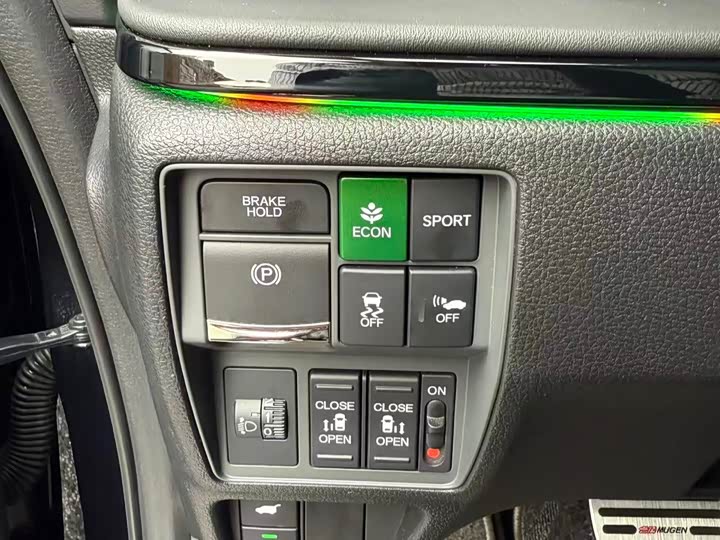 Honda Odyssey 2024 2024款 2.0L e:HEV 锐·智享版