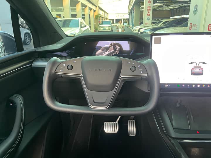 Tesla Model X 2023 2023款 三电机全轮驱动 Plaid版