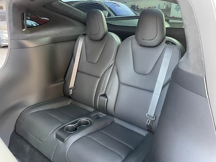 Tesla Model X 2023 2023款 三电机全轮驱动 Plaid版