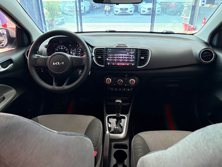 Kia Pegas 2020 2020款 改款 1.4L 自动舒适天窗版