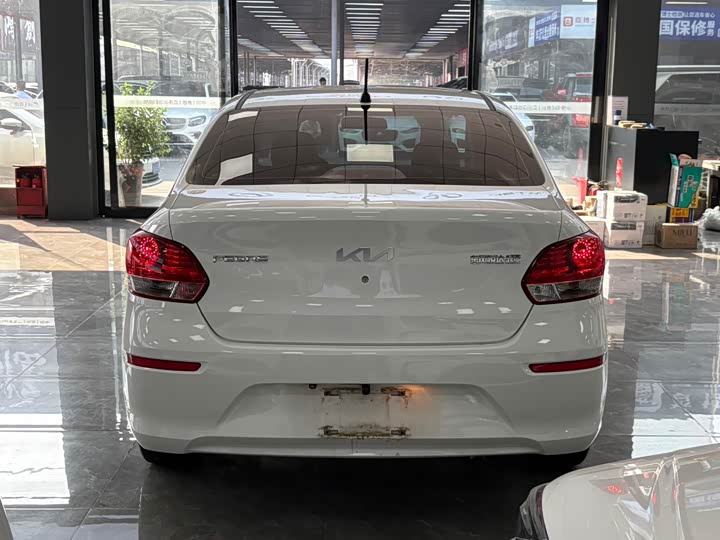 Kia Pegas 2020 2020款 改款 1.4L 自动舒适天窗版