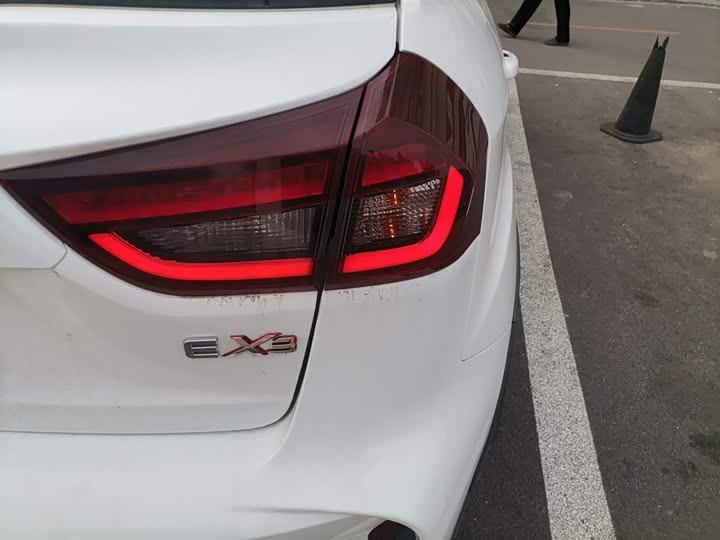 Geely Geometry EX3 2021 2021款 坚强牛牛