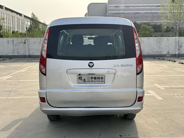 Foton G5 2021 2021款 2.4L汽油商运版6座多用途乘用车4K22D4M