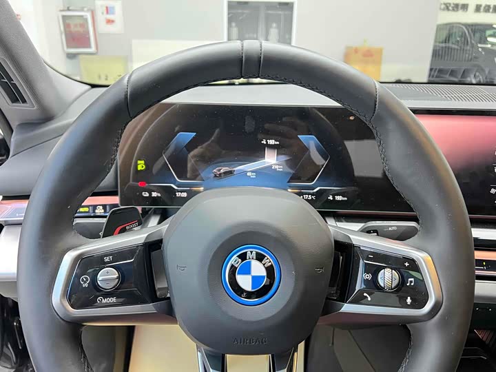 BMW i5 2025 2025款 eDrive 40L M运动套装