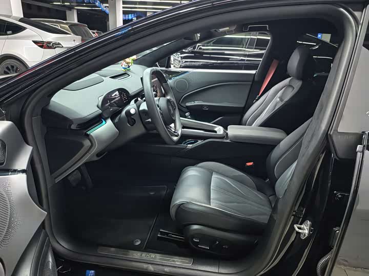 Zeekr 007 GT 2025 2025款 后驱智驾版 75kWh