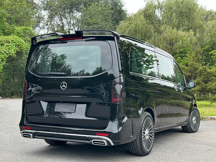 Mercedes-Benz Vito 2024 2024款 2.0T 精英版 7座