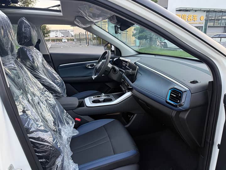 GAC Trumpchi GS3 2023 2023款 影速 270T 劲享版