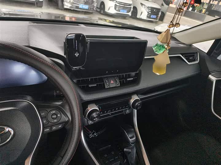 Toyota Wildlander 2024 2024款 2.0L CVT两驱豪华PLUS版