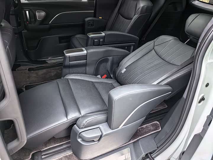 Toyota Sienna 2024 2024款 2.5L混动 至尊版