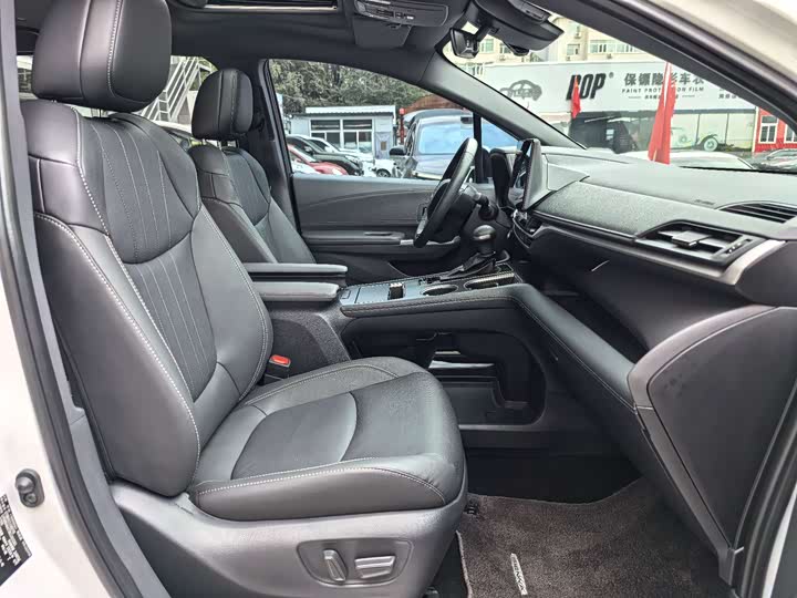 Toyota Sienna 2024 2024款 2.5L混动 至尊版